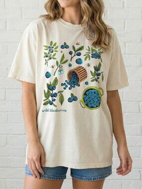 Blueberry Graphic Tee | Unisex Fruit Aesthetic T-Shirt